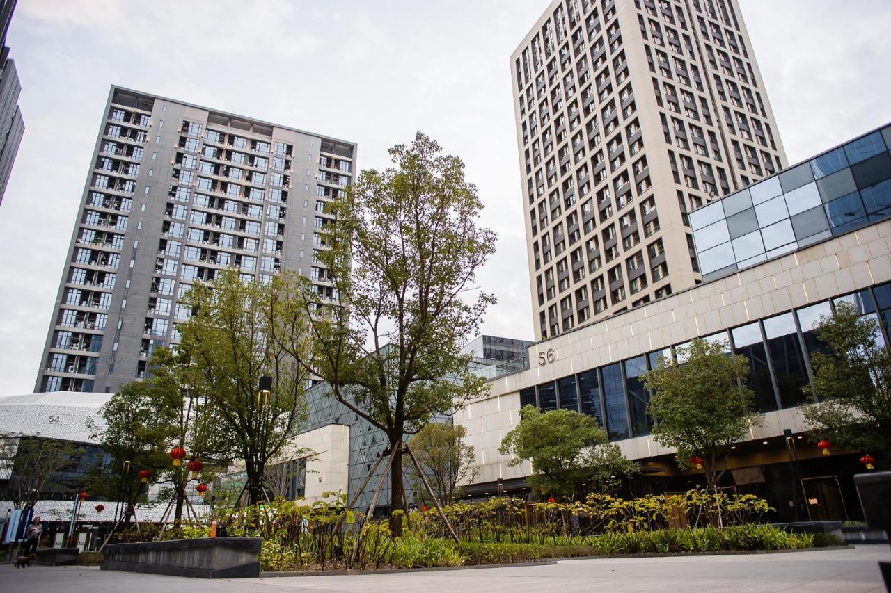 Guangzhou Laiste Aparthotel Science City Greenland Central Plaza Branch - Free Shuttle Bus To Canton Fair Complex During Canton Fair Period Exterior foto